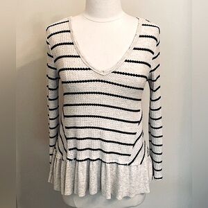 Eri & Ali Anthropologie Black Cream Thermal Waffle Knit Peplum Casual Top SZ XS